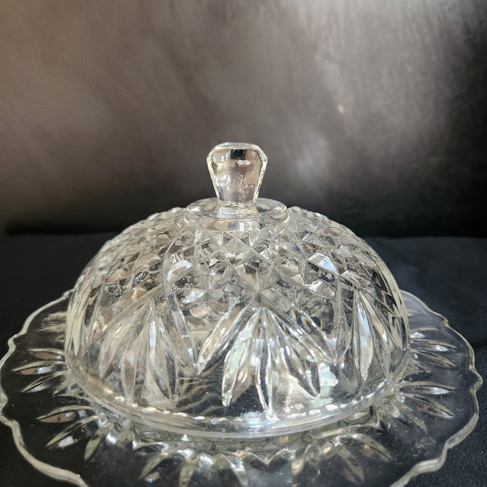 Anchor Hocking Vtg Prescut Glass Pineapple-Domed Butterdish